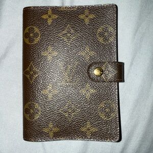 Louis Vuitton Monogram agenda